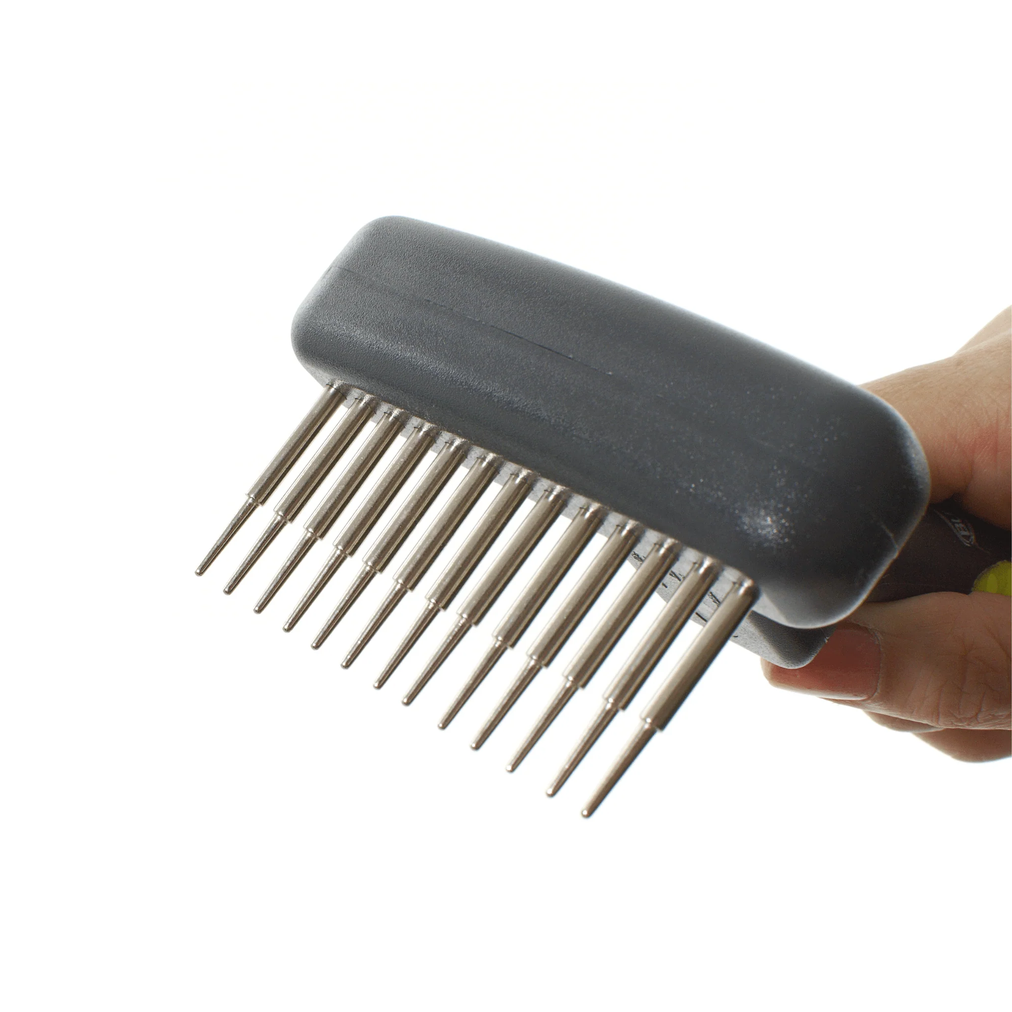 Kruuse BUSTER Flexible Undercoat Rake - Long Pins - Image 3